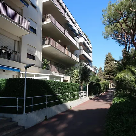 Superb 2 Bedrooms, Pools, Quiet, Near Sea Appartement Nice